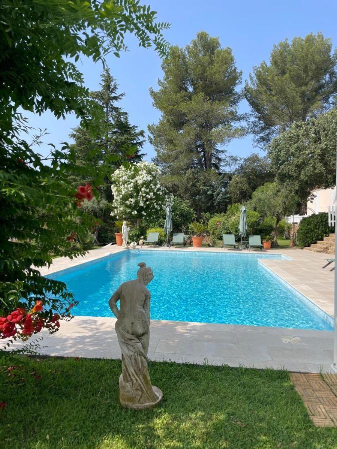 Le Clos Serein Le Beausset Buitenkant foto