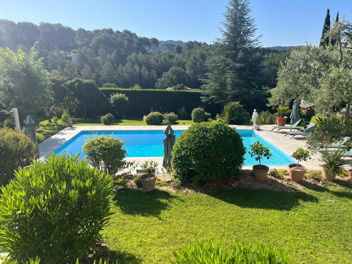 Le Clos Serein Le Beausset Buitenkant foto