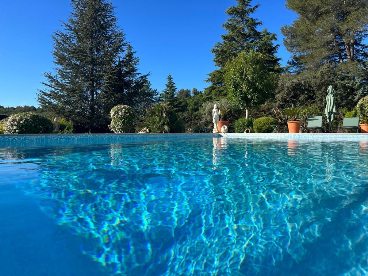 Le Clos Serein Le Beausset Buitenkant foto
